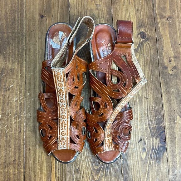 Spring Step size 39 flourish caged sandals - Picture 2 of 10